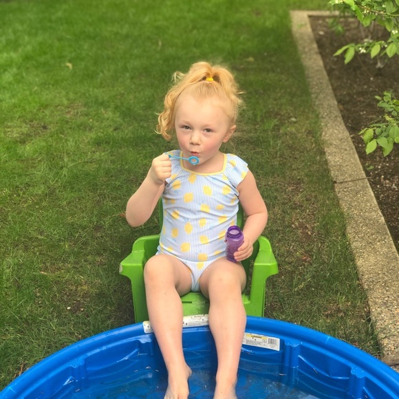 Andy & Evan Lemon Swimsuit 6-7 - Picture 3 of 6